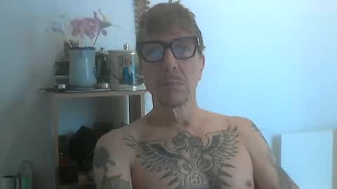 Snapshot of angelsound777 chatting on 11/06/25, 11:11 angelsound777 online show from 11/06/25, 11:11