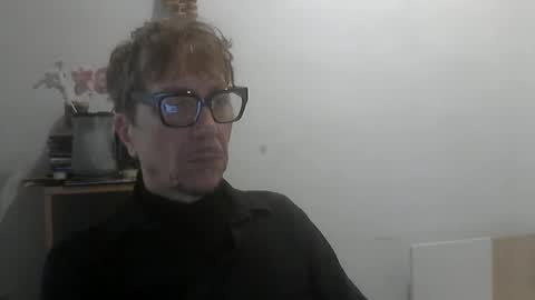 Snapshot of angelsound777 chatting on 11/09/25, 06:39 angelsound777 online show from 11/09/25, 06:39