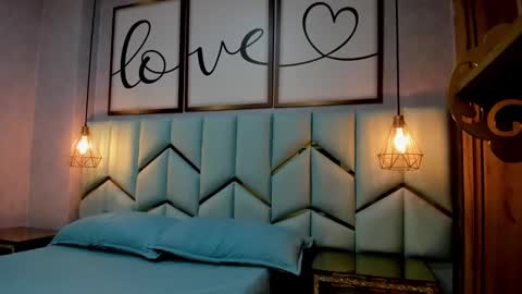 Angel  online show from 03/04/25, 10:02