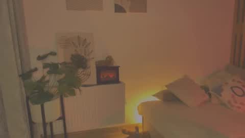 Snapshot of angelsweetshy chatting on 11/20/25, 01:55 Angelsweetshy online show from 11/20/25, 01:55