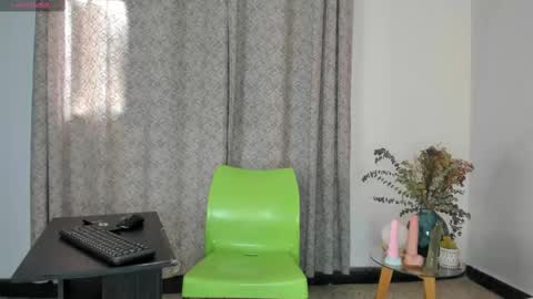 ANGIE online show from 10/02/25, 02:35