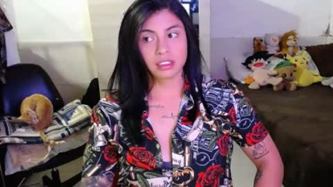 Snapshot of angelswhithe chatting on 10/15/25, 09:26 angels online show from 10/15/25, 09:26