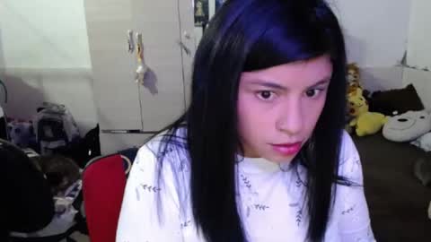 Snapshot of angelswhithe chatting on 10/20/25, 06:52 angels online show from 10/20/25, 06:52