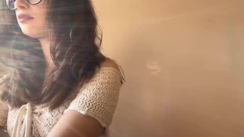 Lisa online show from 11/18/25, 12:20