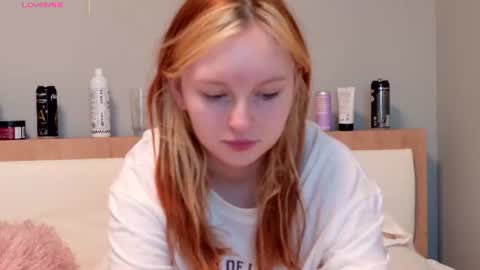 Snapshot of angelwise chatting on 08/07/26, 03:08 angelwise online show from 08/07/26, 03:08