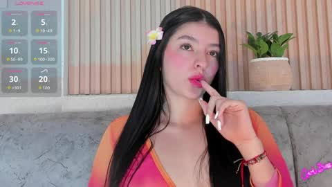 Snapshot of angelx_ferrer chatting on 03/25/26, 04:13 Your Angel online show from 03/25/26, 04:13