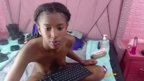 Snapshot of angeyapetite chatting on 12/23/24, 06:48 Anyega online show from 12/23/24, 06:48