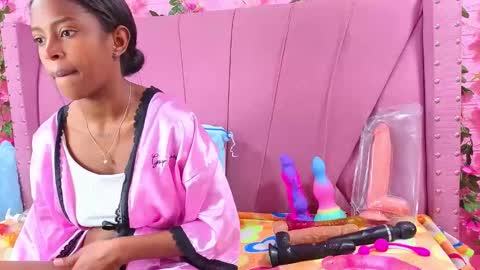 Anyega online show from 12/15/25, 08:13