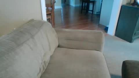 Snapshot of angh21 chatting on 02/27/26, 10:21 Bill M. online show from 02/27/26, 10:21