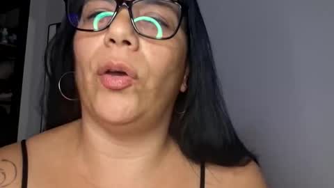 Angie0724 online show from 02/12/26, 11:00