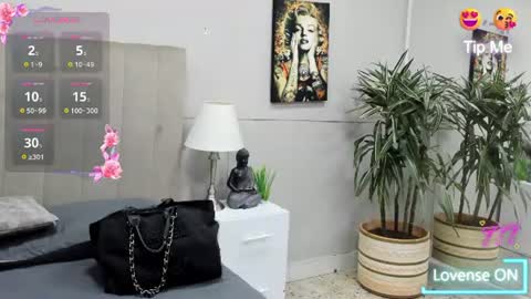 Snapshot of angie_abby chatting on 07/12/26, 03:30 Angie Abby online show from 07/12/26, 03:30