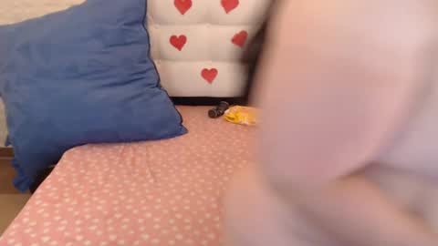 Angie online show from 02/21/25, 09:22