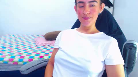 IG angie dreamgirl01 online show from 05/14/26, 04:08