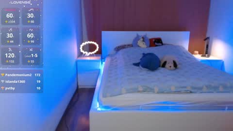 angie_faee online show from 12/17/24, 10:32