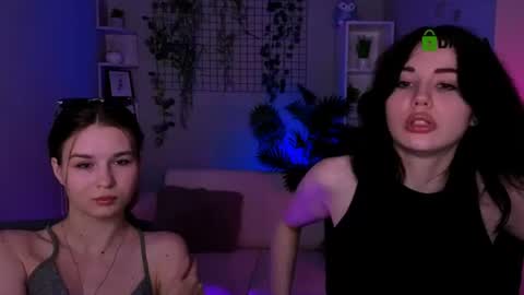 Snapshot of angie_foxy chatting on 06/28/26, 07:20 Angle online show from 06/28/26, 07:20