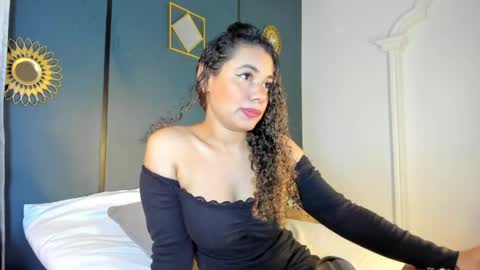 Snapshot of angie_leonn chatting on 04/08/26, 12:27 A N G I E online show from 04/08/26, 12:27