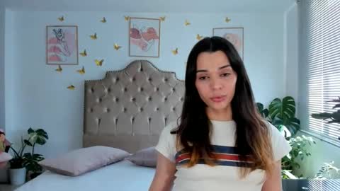 Snapshot of angie_modelo chatting on 04/09/26, 07:19 Anabella online show from 04/09/26, 07:19