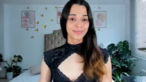 Snapshot of angie_modelo chatting on 04/10/26, 06:12 Anabella online show from 04/10/26, 06:12