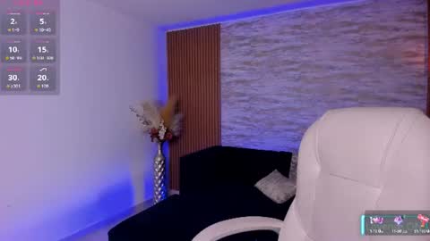 Snapshot of angie_smith_x chatting on 06/27/26, 11:04 angie_smith_x online show from 06/27/26, 11:04