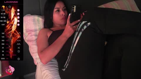 Angiebaxt online show from 02/28/25, 12:54