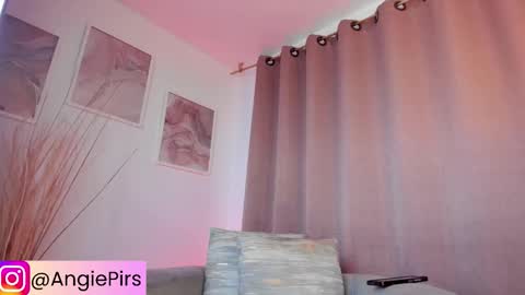 Snapshot of angiepirs chatting on 03/13/26, 07:42 AngiePirs online show from 03/13/26, 07:42