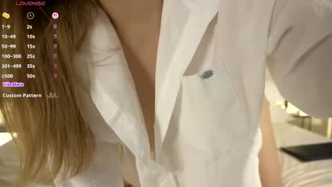 Snapshot of angry_tomato_ chatting on 04/08/26, 05:13 Lera My next stream on November 30 online show from 04/08/26, 05:13