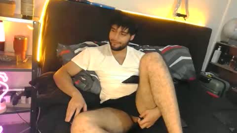 Snapshot of angrydeimos chatting on 03/07/26, 06:21 Deimos online show from 03/07/26, 06:21