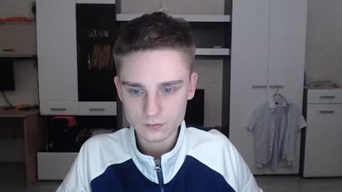 Snapshot of angryzan chatting on 12/25/24, 11:11 vodka online show from 12/25/24, 11:11
