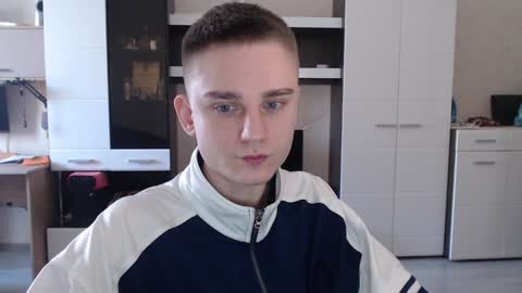 Snapshot of angryzan chatting on 01/14/25, 07:17 vodka online show from 01/14/25, 07:17