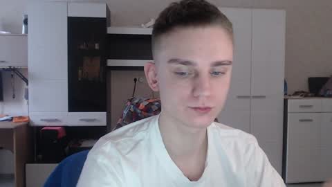 Snapshot of angryzan chatting on 01/15/25, 10:17 vodka online show from 01/15/25, 10:17