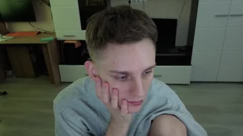 vodka online show from 02/04/26, 08:31