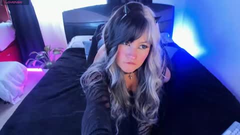 Snapshot of anhiahoney02 chatting on 04/17/26, 05:16 ana sofia online show from 04/17/26, 05:16