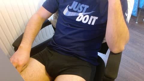 Snapshot of anhotcock chatting on 12/21/24, 01:32 anhotcock online show from 12/21/24, 01:32