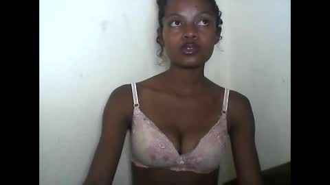 Snapshot of anicha_69 chatting on 05/23/26, 08:29 anicha_69 online show from 05/23/26, 08:29