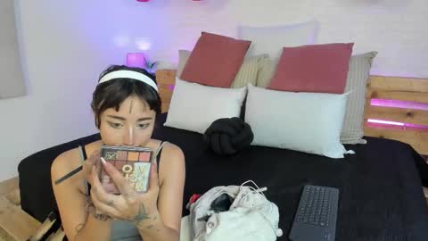 Snapshot of anie_sp chatting on 10/18/25, 07:58 Anie Monday to Saturday from 200 pm to 810pm  UTC-5 Colombia Time online show from 10/18/25, 07:58
