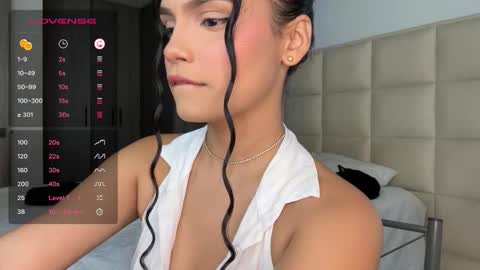 ANGIE online show from 12/03/25, 03:58