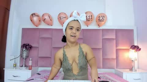 anierey online show from 01/28/25, 12:00