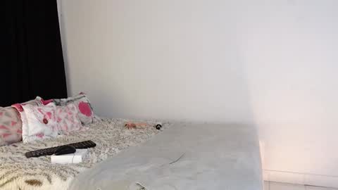 Snapshot of aniiedemond chatting on 03/20/26, 04:39 Anie D. online show from 03/20/26, 04:39