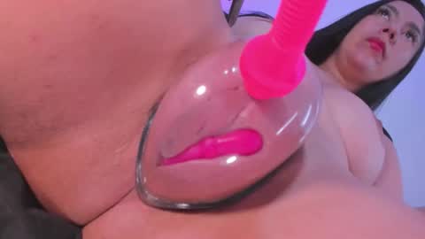 Snapshot of aniiieee_x chatting on 11/06/25, 07:26 ANIE Broadcasting from 1300 to 2100 online show from 11/06/25, 07:26