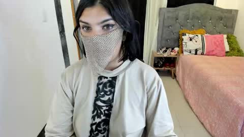 Snapshot of aniisaalii chatting on 03/18/26, 12:41 Anissa online show from 03/18/26, 12:41