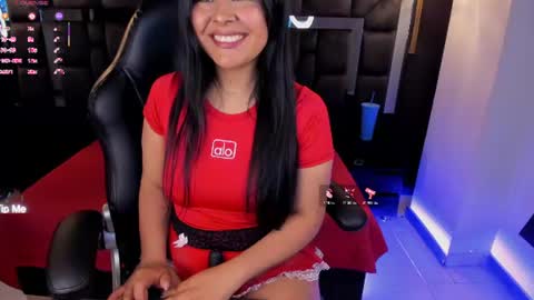 Snapshot of anijoness_ chatting on 07/15/26, 04:07 Ani online show from 07/15/26, 04:07