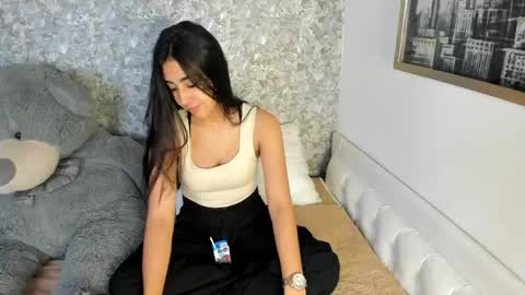 anika_h online show from 04/25/26, 12:08
