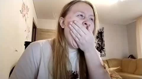 Anika online show from 12/04/25, 10:57