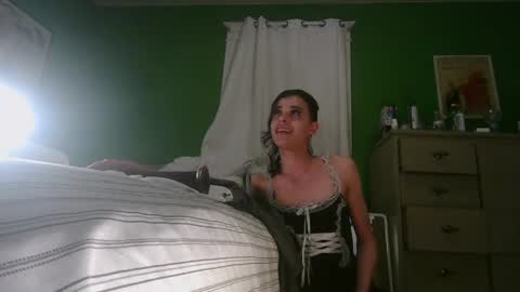 Snapshot of anilyseardor chatting on 04/08/26, 06:35 Ani online show from 04/08/26, 06:35