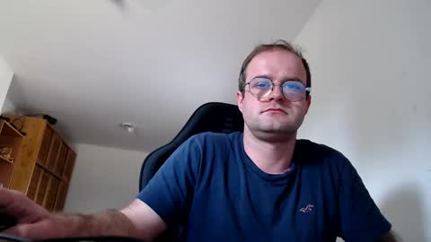 Snapshot of animal_michael chatting on 03/01/26, 10:39 animal_michael online show from 03/01/26, 10:39