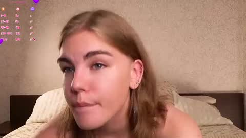 Snapshot of anishavivo chatting on 07/17/26, 12:12 AnishaVivo online show from 07/17/26, 12:12