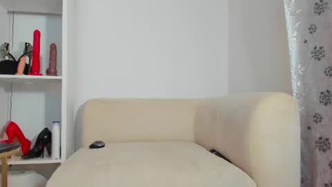 Snapshot of anisialuna_ chatting on 07/07/26, 07:23 Luna online show from 07/07/26, 07:23