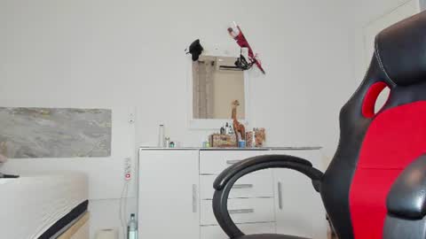 Snapshot of anisialuna_ chatting on 08/10/26, 05:11 Luna online show from 08/10/26, 05:11