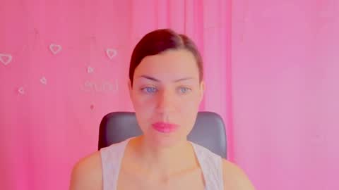 Anni online show from 04/01/26, 05:08