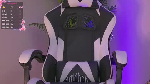 Snapshot of anissadesire chatting on 11/28/25, 08:55 anissadesire online show from 11/28/25, 08:55